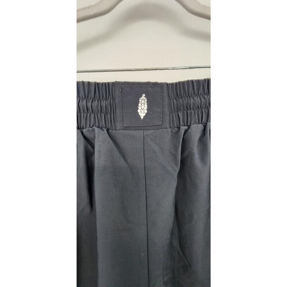 Free People Speed It Up Shorts Medium Black Running - Picture 8 of 11